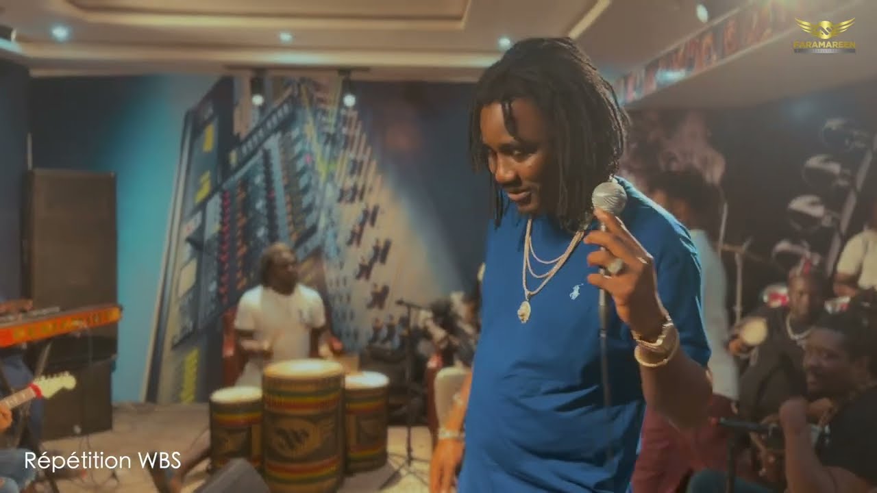 Entraînement intensif de Wally B. Seck en préparation pour les événements à venir en Guinée & Vogue les 26, 27 et 28.