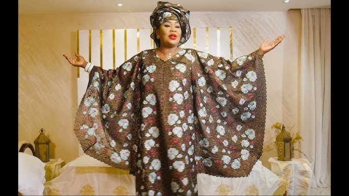 Exclusivité Clip FATOU GUEWAL DIOUF: XALÉ AK THIOSSANE