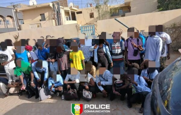 Mbour : Démantèlement d’un vaste réseau d’escroquerie “Qnet”, 48 personnes interpellées